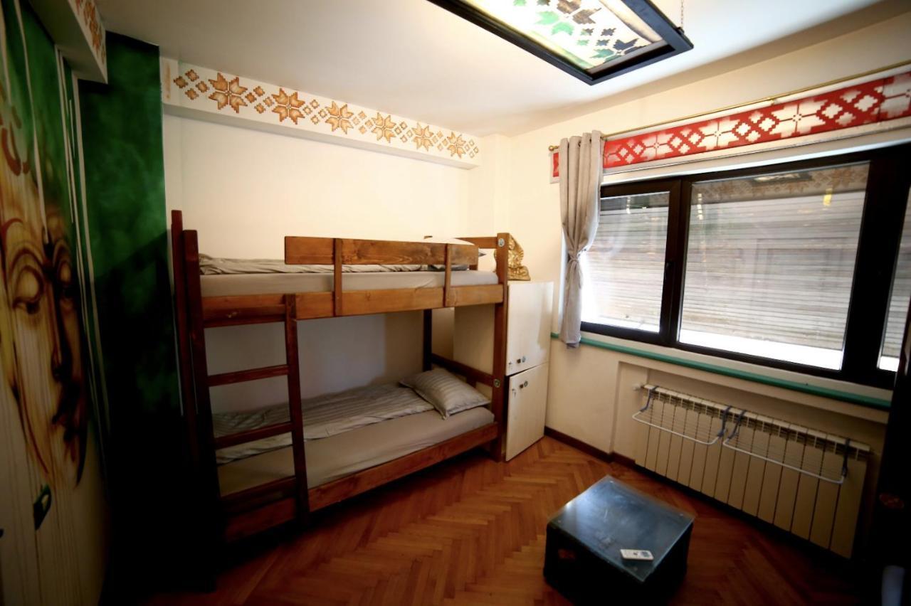 Hostel Bauhaus Bucureşti Exterior foto