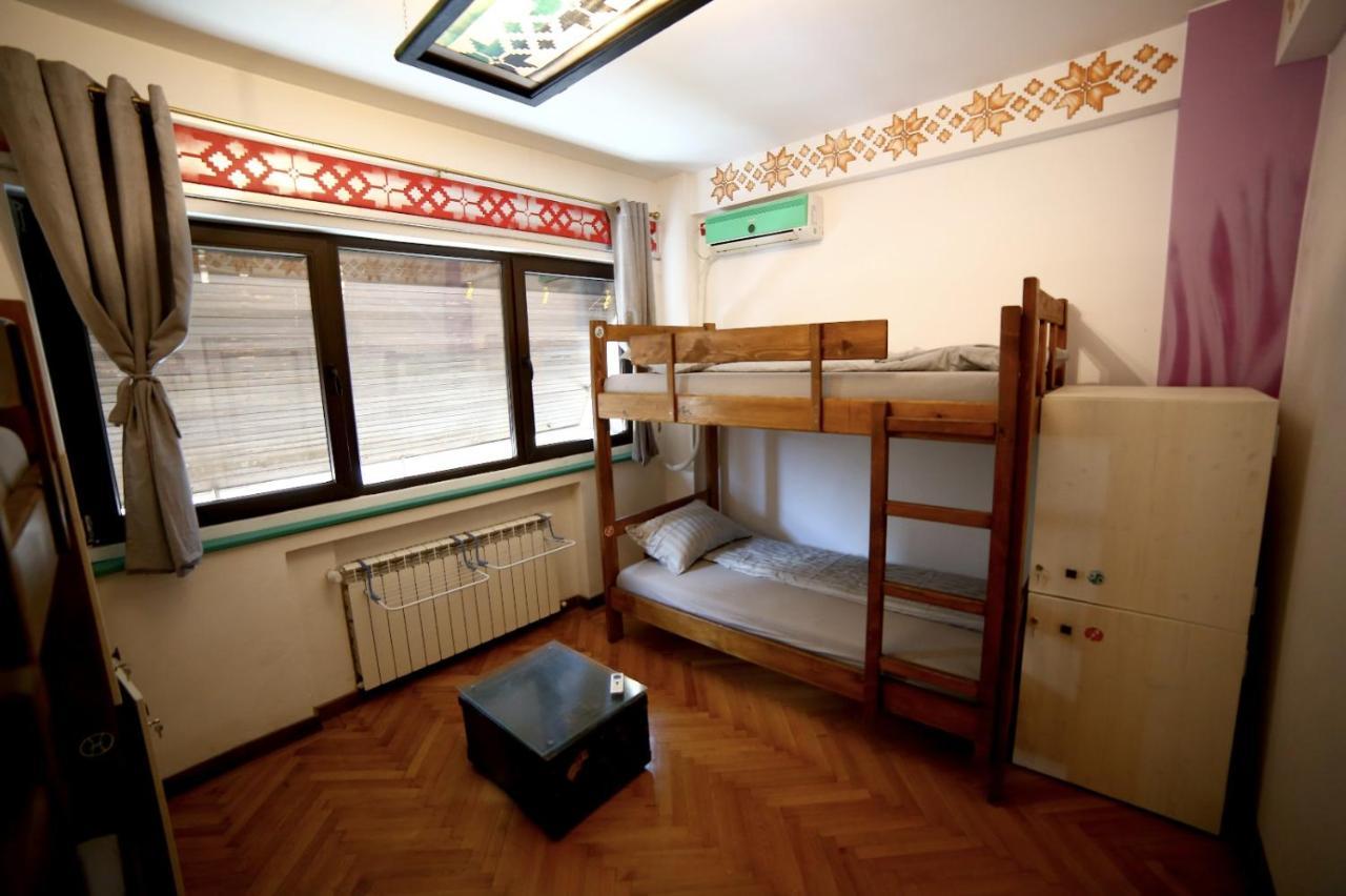 Hostel Bauhaus Bucureşti Exterior foto