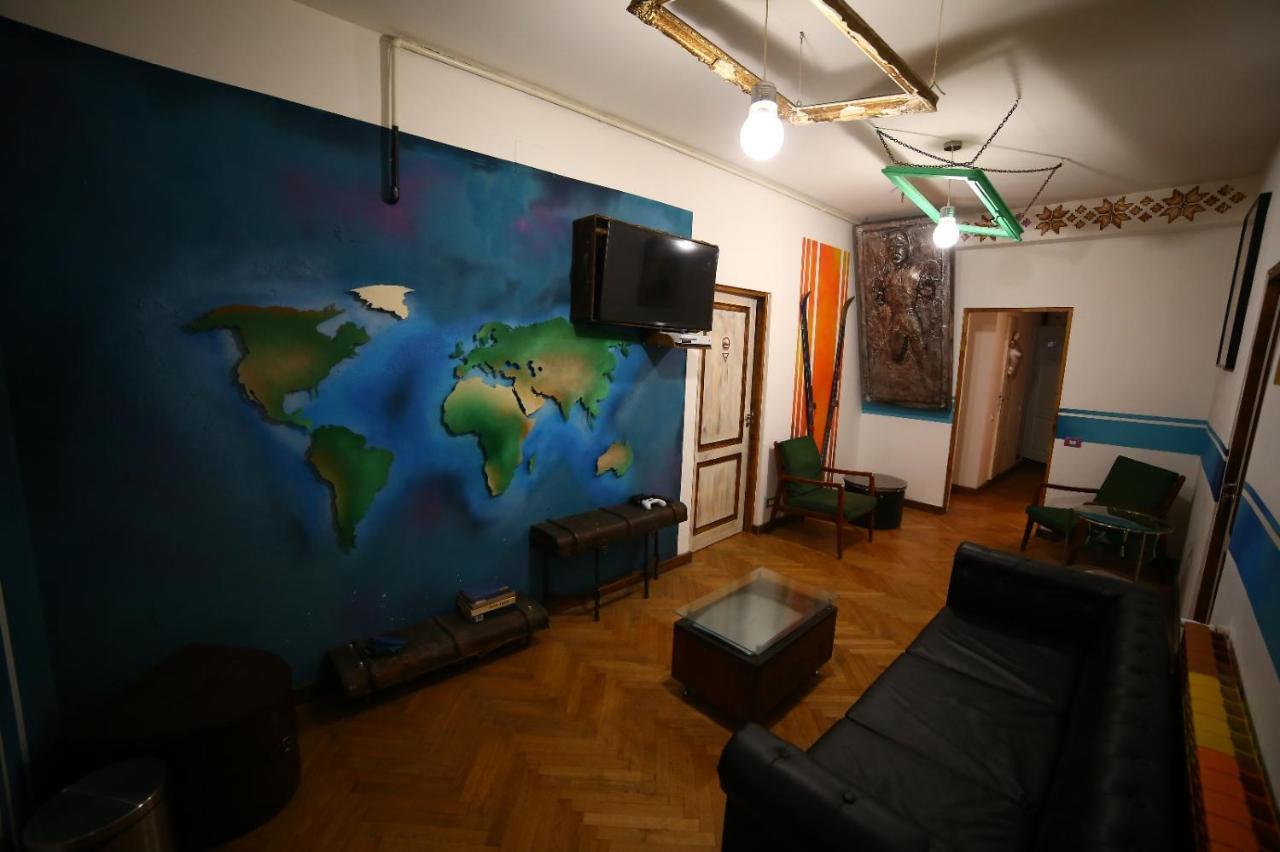 Hostel Bauhaus Bucureşti Exterior foto